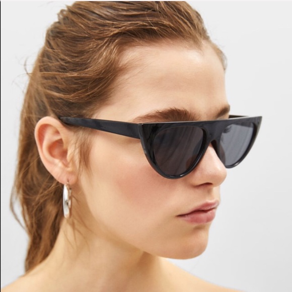 Bershka Accessories - Bershka Cat Eye sunglasses - Black
